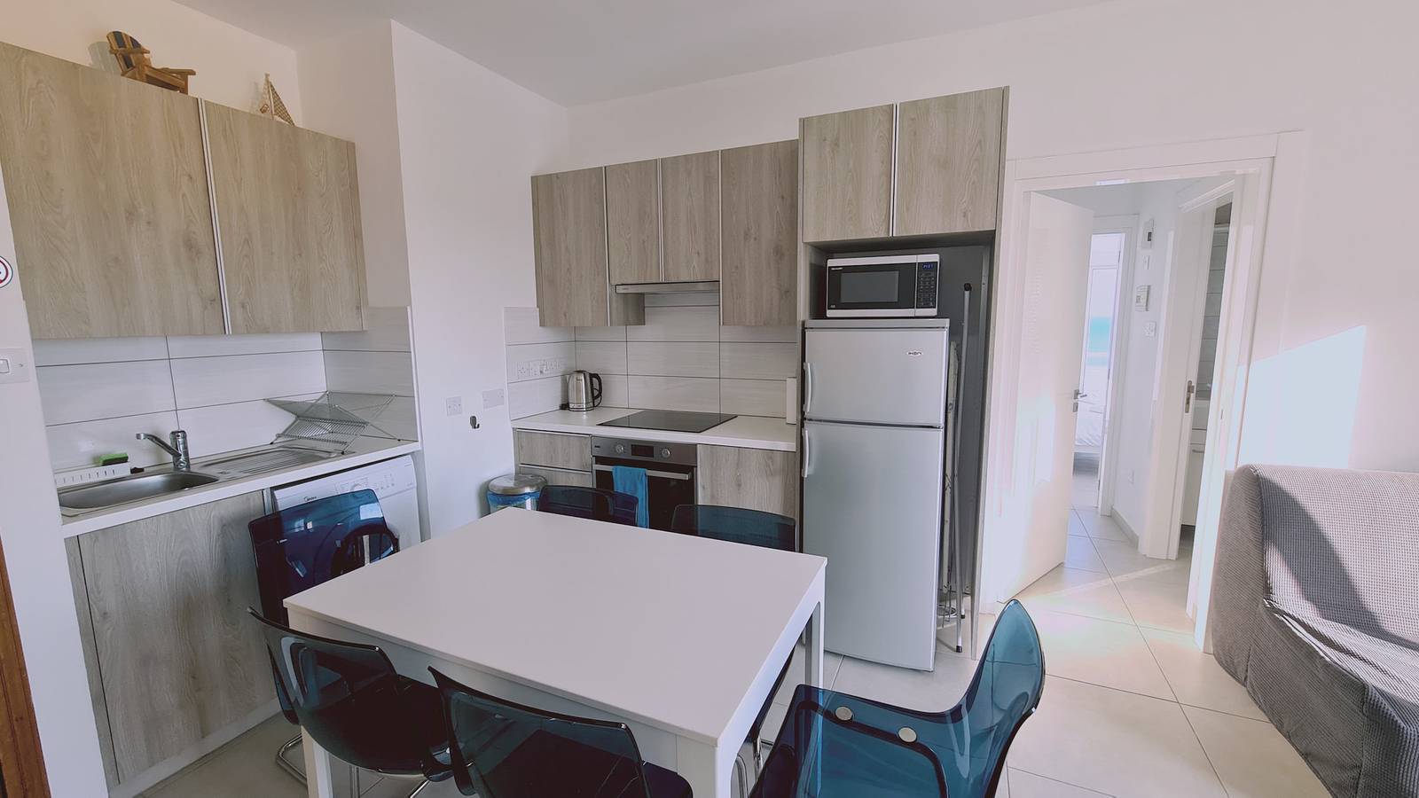 Appartement entier, 68 Lca - Stay Beach Wave Apartment in Mackenzie Beach, District de Larnaca