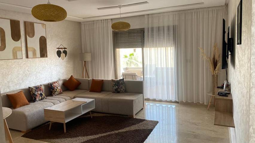 Gîte pour 4 personnes, avec terrasse ainsi que vue et piscine dans Madagh - 4