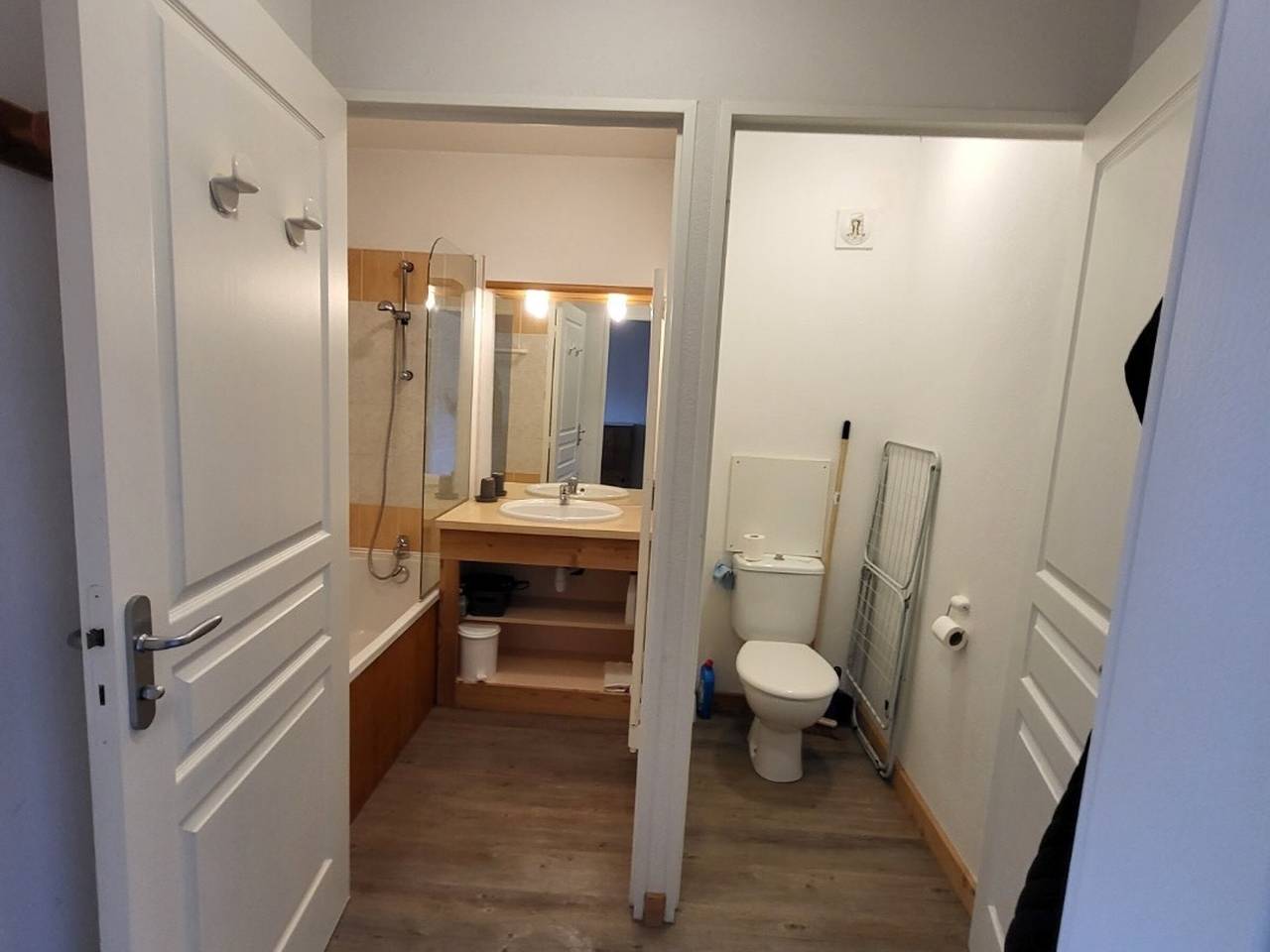 Ganze Wohnung, Residenz Hameau du Puy, gemütliche 2-Zimmer-Wohnung für 4 Personen mit Pool, nahe den Pisten in Saint-Étienne-en-Dévoluy, Le Dévoluy
