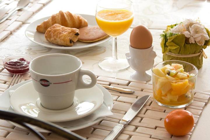 Hôtel pour 3 personnes, avec piscine et jardin dans Bac du sauvage - 3