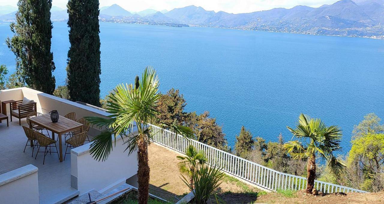 La maison sur mer in Garde, Montagnes autour du lac de Garde