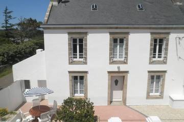 Gîte pour 4 personnes, avec jardin et terrasse, animaux acceptés à Primelin