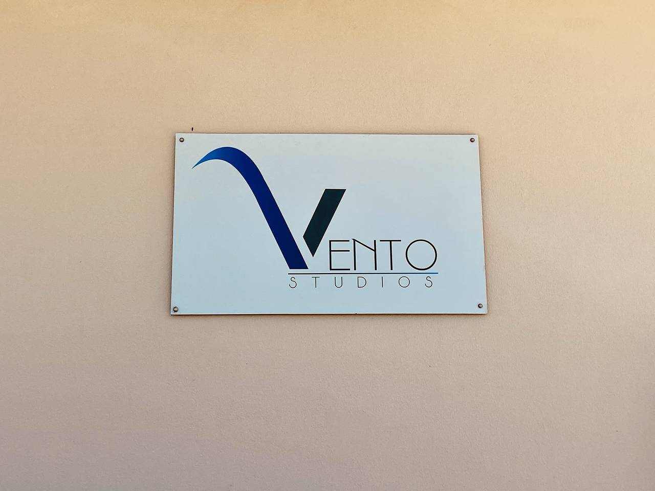 Entire studio, 'Vento Studios' in the heart of Laganas in Pantokratoras, Zakynthos