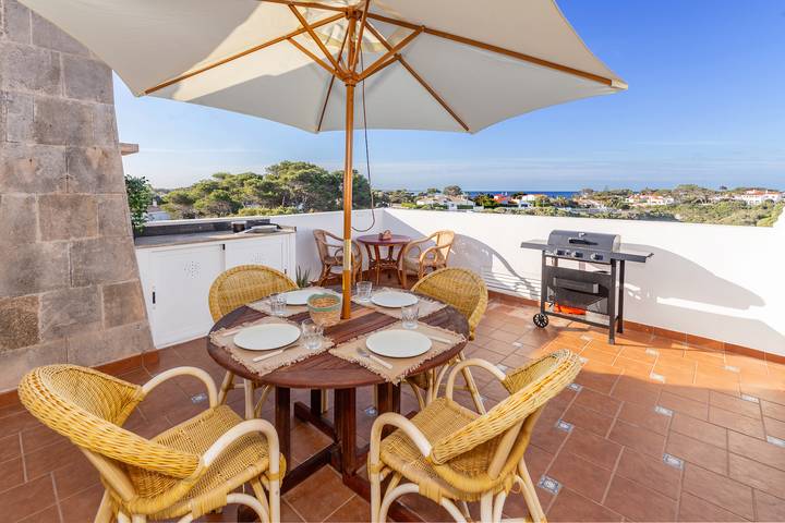 Vacation rental for 5 people, with yard, with pets in Menorca