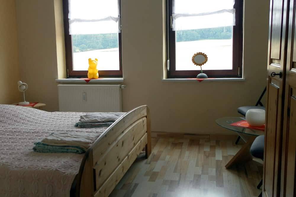 Geheel appartement, Vacation home Eichbergblick - in a small green village but near the City in Hameln, Weserbergland