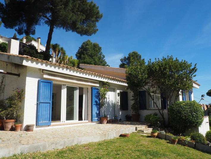 Finca für 9 Personen, mit Balkon und Terrasse sowie Garten in Sa Punta