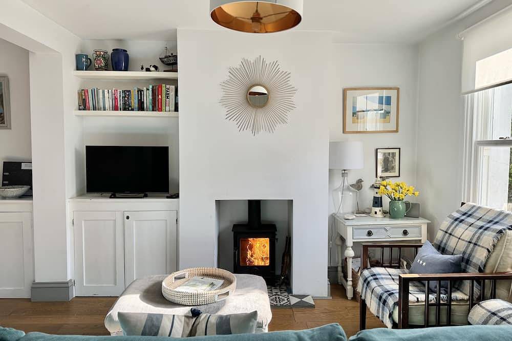 Idyllic fisherman's cottage on Kingsdown beach with lovely garden - Mary's Cottage in Kingsdown, Kent