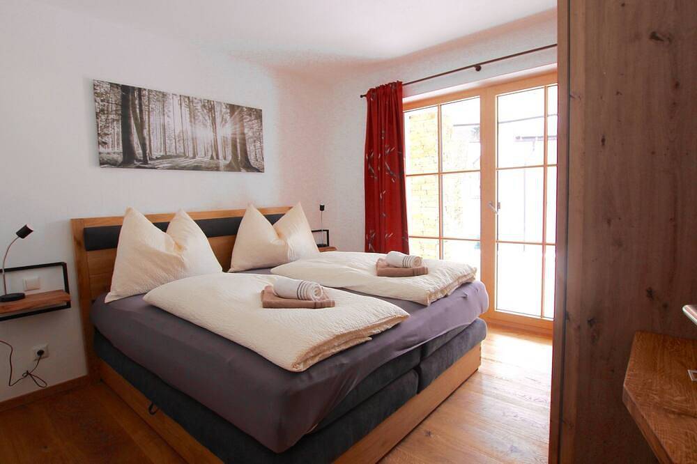 Ganze Wohnung, Suite Be in the Dachstein Chalet- Dachstein West ski region in Dachsteingebirge, Rußbach am Paß Gschütt