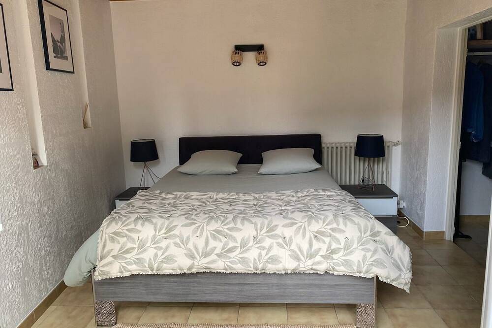 Last Opportunity - Avignon Festival Special - 3 Bedroom- Villa + 7x3.5 Pool in Avignon, Vaucluse