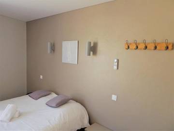 Hôtel pour 4 personnes, avec piscine et jardin, animaux acceptés dans Lavours