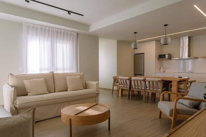 Apartamento de vacaciones para 8 personas, con balcón y piscina - 1