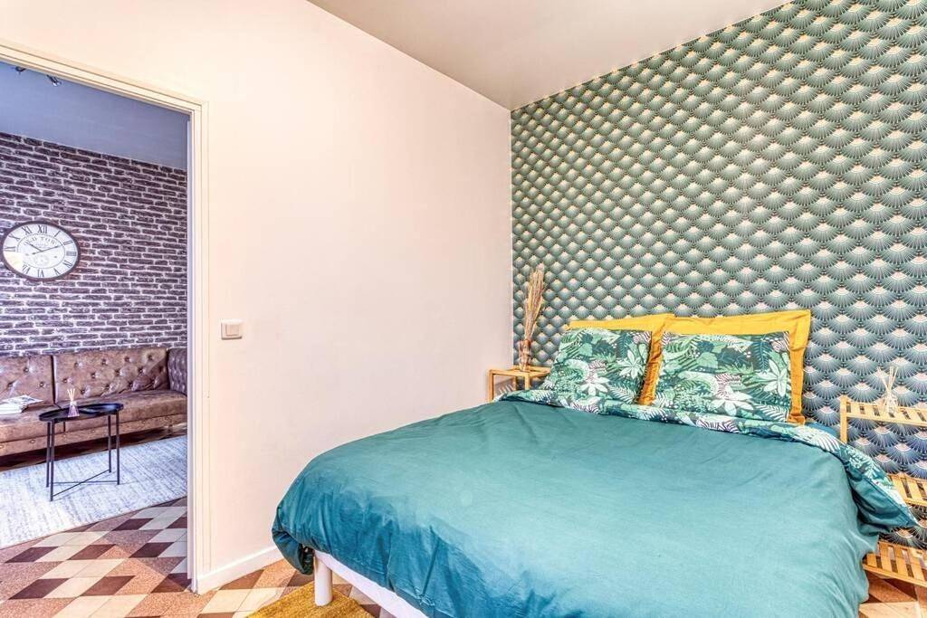 Appartement entier, **Rétro Chic/Aéroport Cdg/Parc Asterix/Parc des Expos/Paris** in Goussainville, Val-d'Oise