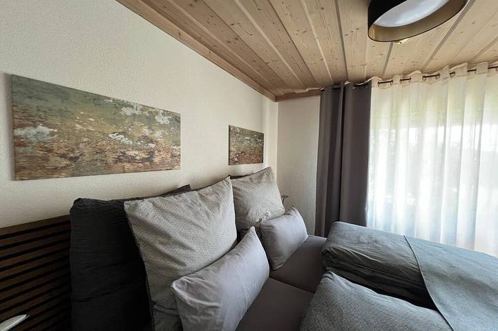Ganze Wohnung, Gemütliche Ferienwohnung(60m2) mit Terrasse und Gartenblick in Leinburg, Frankenalb