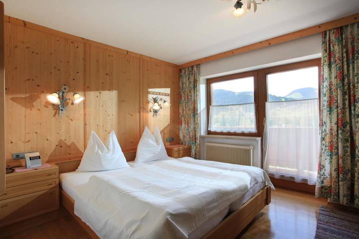 Zimmer für 2 Personen, mit Balkon und Garten - 1