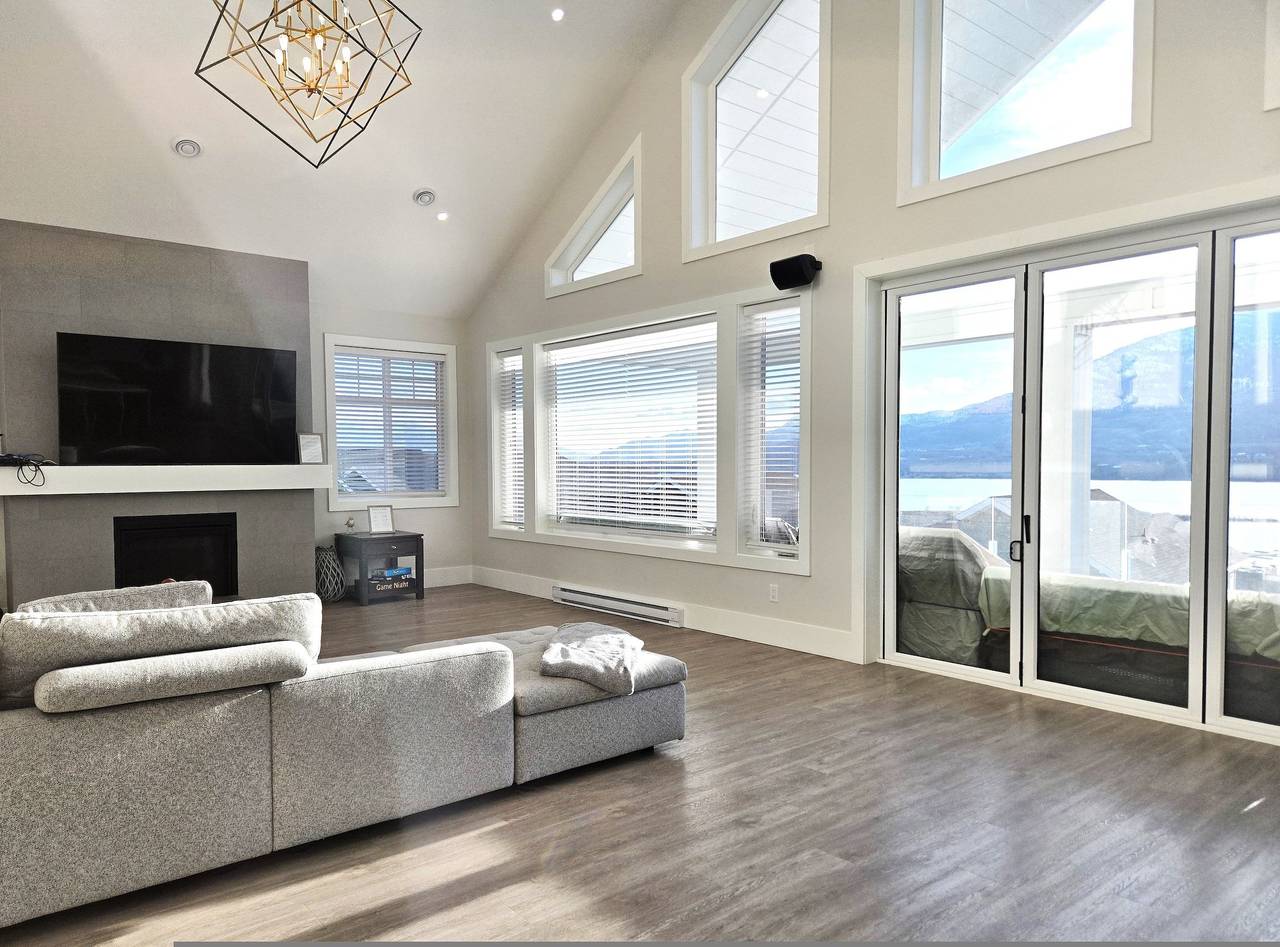 Sky-View Cottage - 5 Bedroom View home in Osoyoos Lake, Distretto regionale di Okanagan-Similkameen