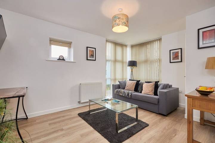 Glamping for 4 people, with balcony in Nottingham