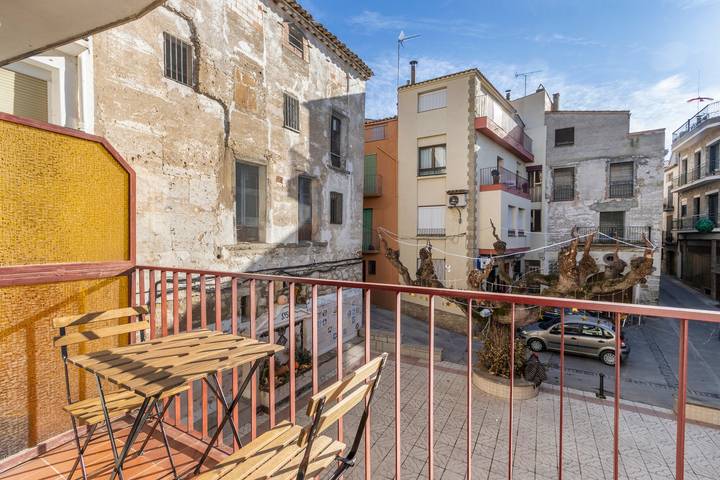 Hel lejlighed, Cal Benet de Camarassa 1 in Camarasa, Noguera