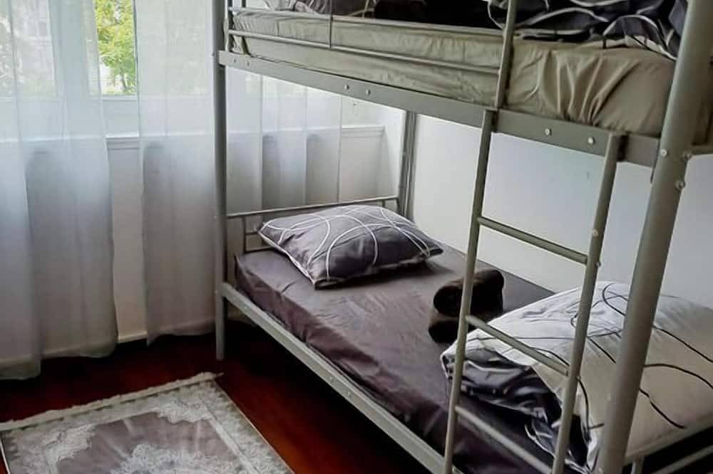 Entire apartment, Cosy apartment near Paris Orly Saclay in Massy, Essonne
