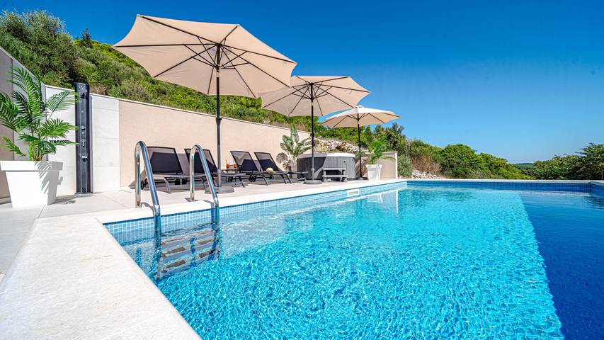 Villa pour 6 personnes, avec jacuzzi et jardin en Korcula - 2