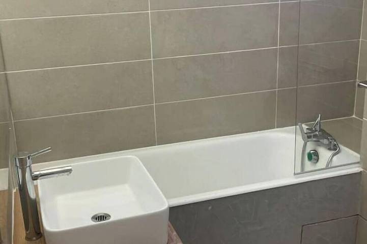 Appartement entier, Appartement cosy avec vue mer et piscine in La Ciotat, Région de Marseille
