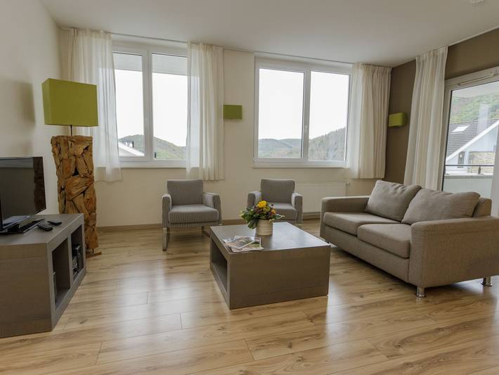 Ferienwohnung für 4 Personen, mit Balkon und Pool in Heimbach - 2