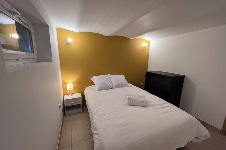 Location de vacances pour 10 personnes, avec jardin à Gagny - 4