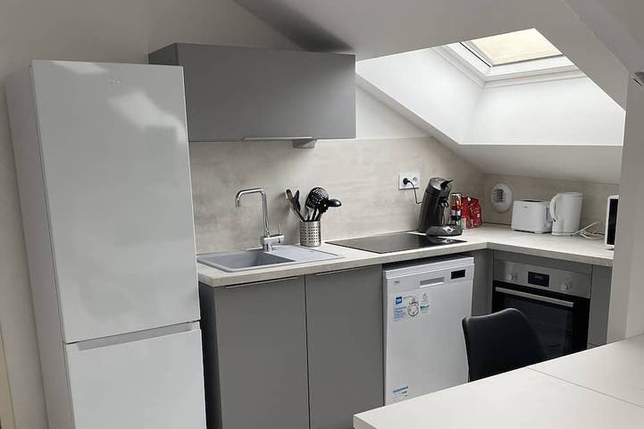 Gîte pour 4 personnes, avec Jacuzzi à Rives