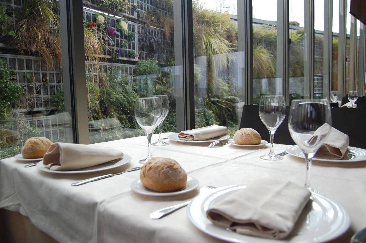 Hotel Araba in Vitoria-Gasteiz, Chaîne Cantabrique