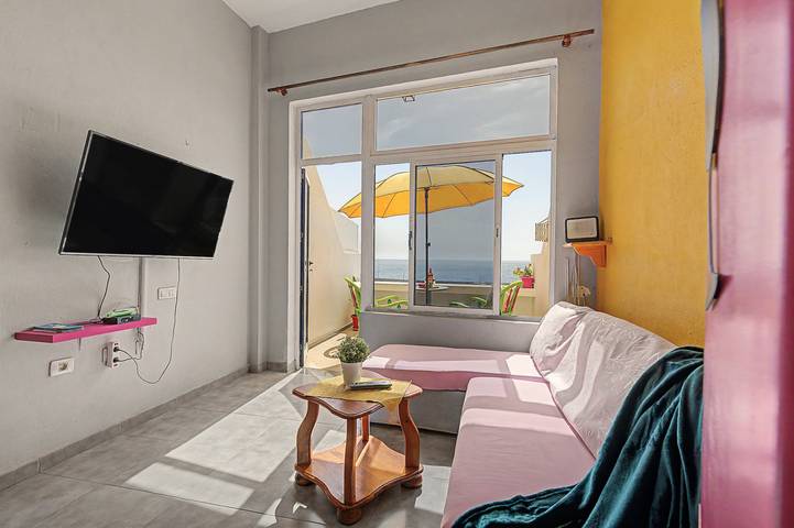 Casa "Lindas Vistas" con vista mare, terrazza privata e Wi-Fi in Puerto del Carmen, Tias