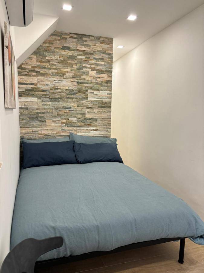 Gîte pour 2 personnes, avec jardin, animaux acceptés à Adrano - 2