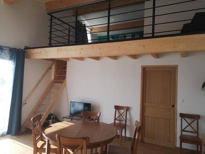 Appartement de vacances pour 6 personnes, avec terrasse et jacuzzi, animaux acceptés
