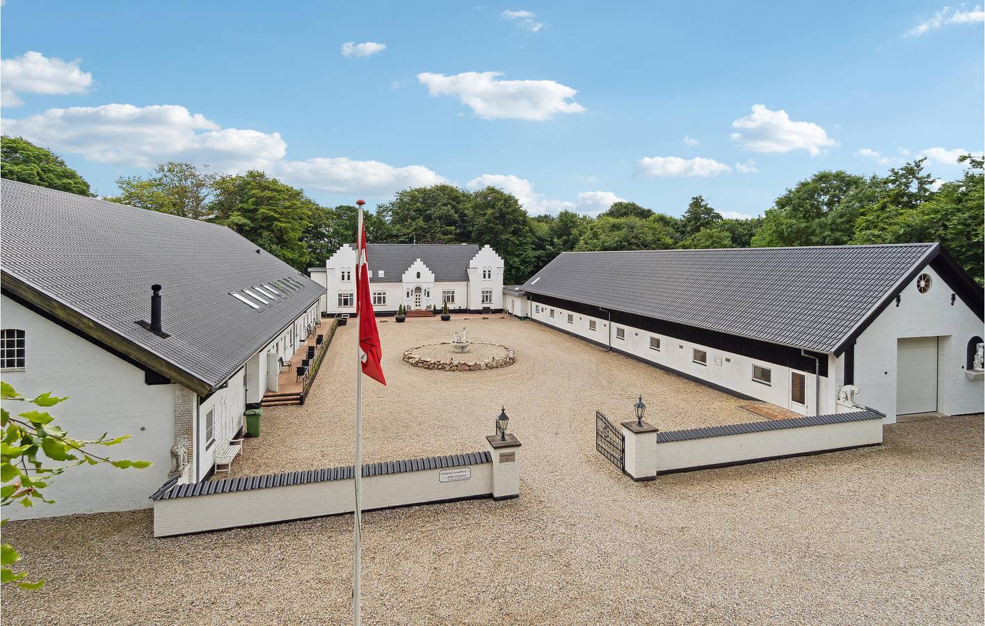 Ferienhaus für 22 Personen mit Terrasse in Esbjerg und Umgebung