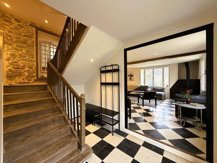 Gîte pour 8 personnes, avec piscine ainsi que jardin et terrasse en Pyrénées-Atlantiques - 4
