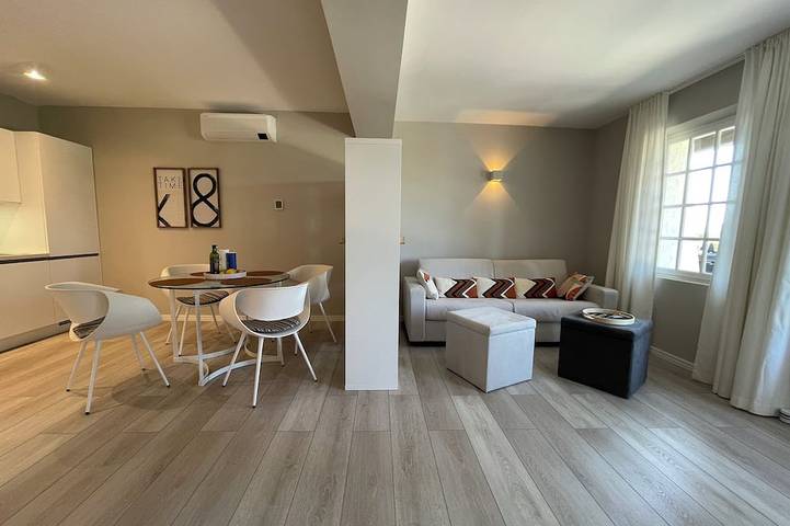 Ganze Wohnung, Exklusives Appartement in wunderschöner Umgebung in Sainte Maxime in Sainte-Maxime, Mittelmeerküste (Frankreich)