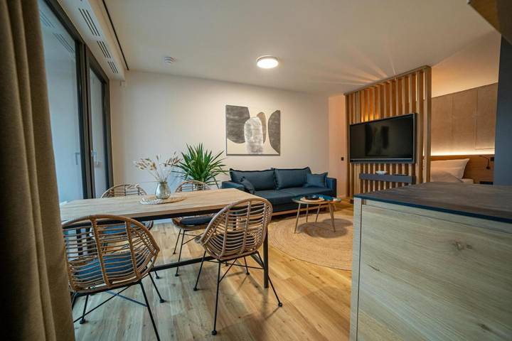 Ferienwohnung für 4 Personen, mit Ausblick und Terrasse in Jena - 2