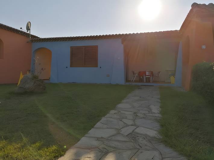 Hel lägenhet, Apartment 'Lu Sulianu- T2' with Private Terrace, Private Garden and Air Conditioning in Porto Ottiolu, Budoni