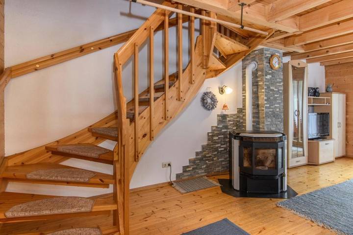 Ferienhaus für 6 Personen, mit Balkon und Terrasse sowie Garten und Sauna