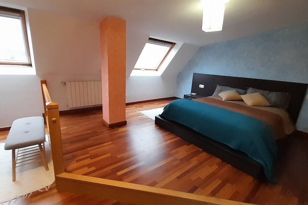 Entire apartment, Ameli House by Peca in Silleda, Pontevedra Province