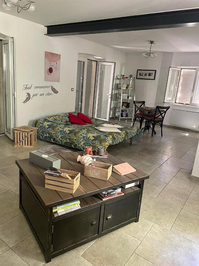 Chambre d’hôte pour 2 personnes, avec jardin et terrasse à Paradou