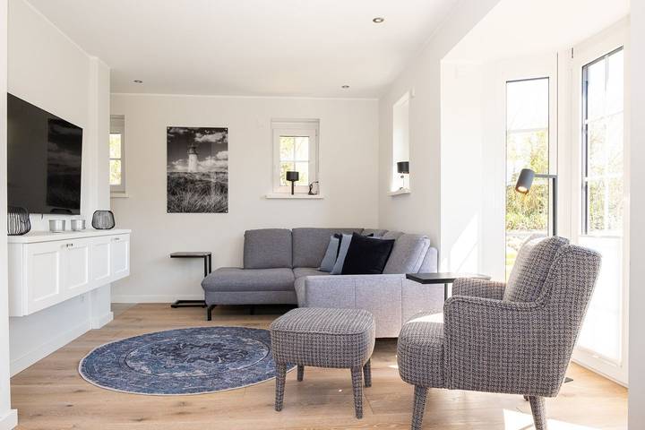 Ferienhaus für 10 Personen, mit Sauna und Garten in Wenningstedt - 2