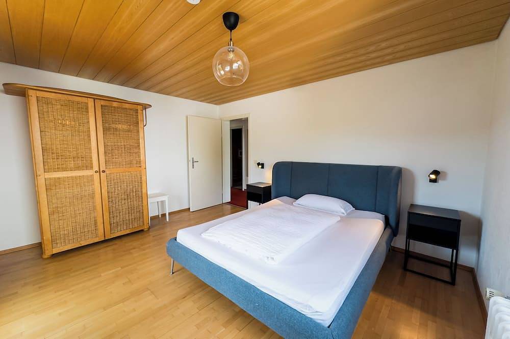 Ganze Wohnung, Sunroom 2 Bed Apartment West Town B17 in Heidenheim, Stuttgart Region