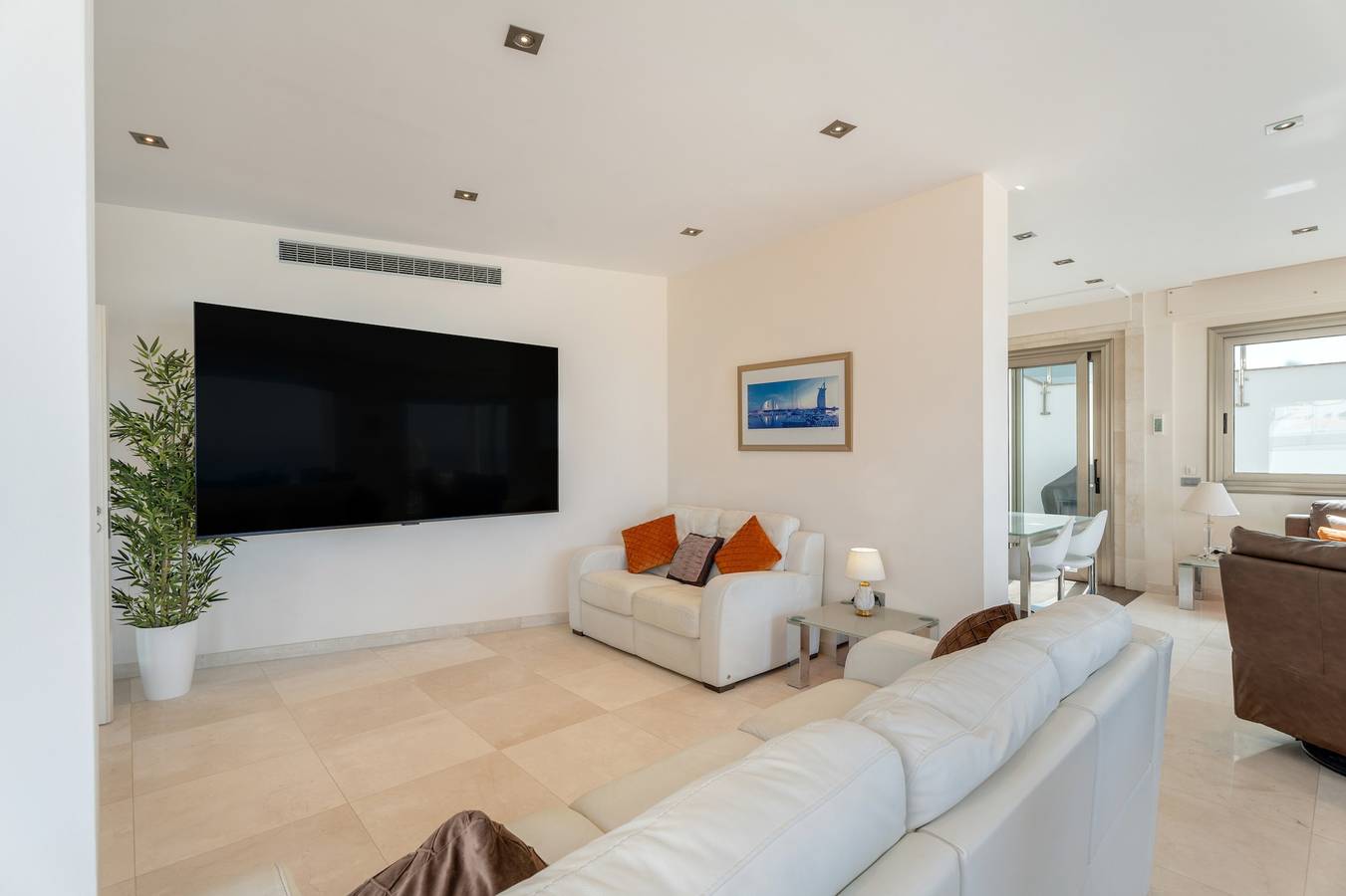 Villa „Casa Bella Vista“ mit Meerblick, Pool, Whirlpool, Sauna, Wlan, Klimaanlage, Balkon & Terrasse in San Eugenio Alto, Adeje