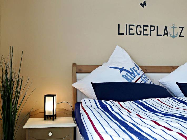 Ferienwohnung für 2 Personen, mit Balkon in Niesgrau