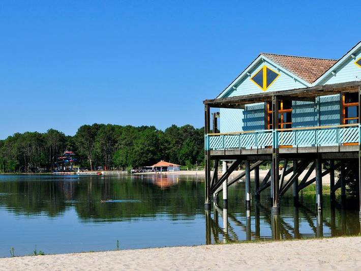 Location de vacances pour 4 personnes, avec Balcon/Terrasse dans Casino de Casteljaloux
