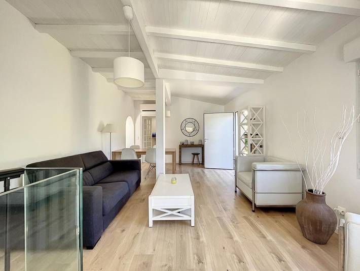 Location de vacances pour 8 personnes, avec vue et jardin, animaux acceptés dans Plage du Ruppione - 4