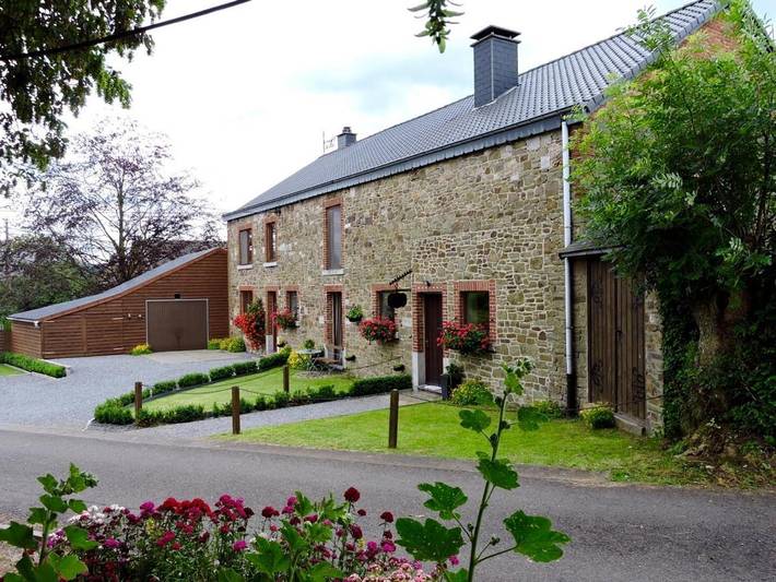 Location de vacances pour 2 personnes, avec sauna ainsi que jardin et terrasse dans Beffe - 3