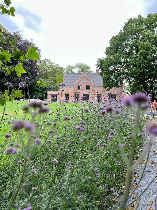 Six-Bedroom House in Zonnebeke, Flandre-Occidentale