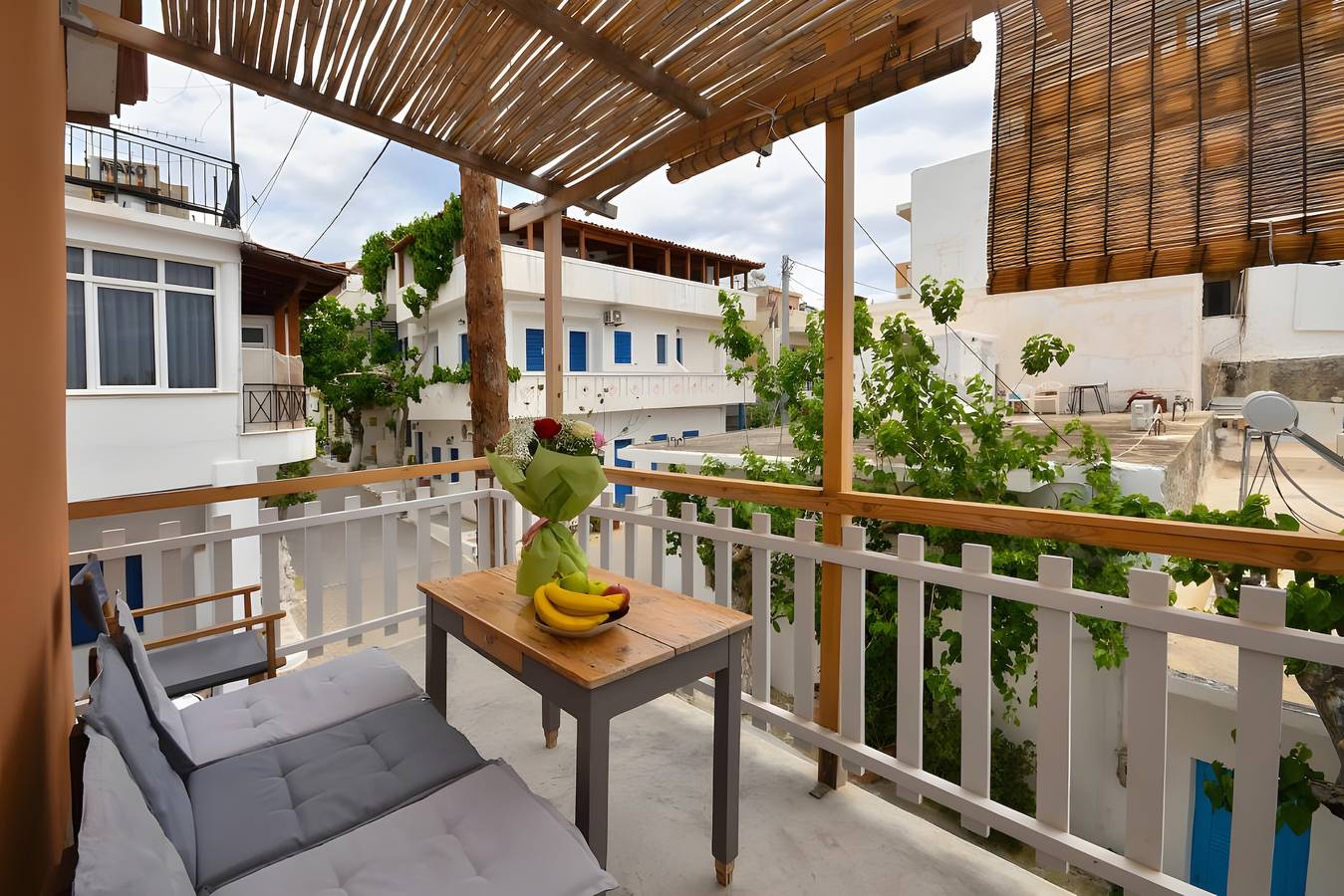 Entire apartment, Holiday Apartment "Kallithea Beach" near Beach with Balcony & Wi-Fi in Myrtos, South Crete