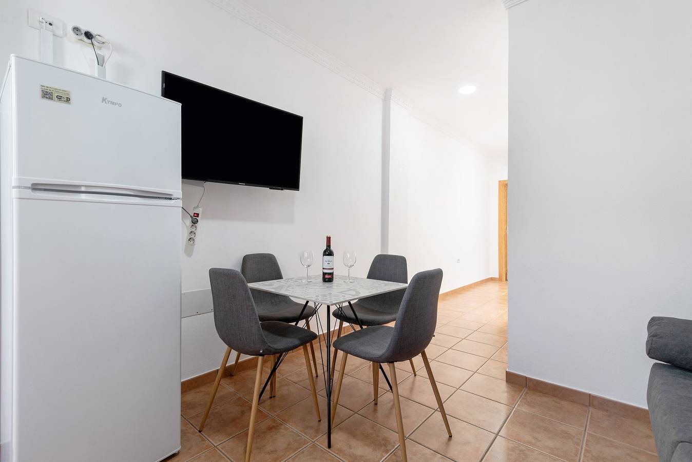 Vakantieappartement 'Unidad A' met zeezicht, wifi en airconditioning, foto 8