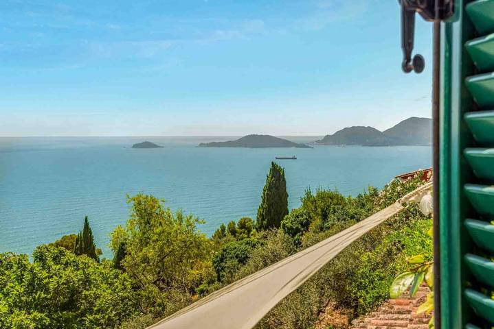 Appartamento intero, Villa Il Tuffatore in Comune di Lerici, Parco Naturale Regionale di Montemarcello-Magra-Vara
